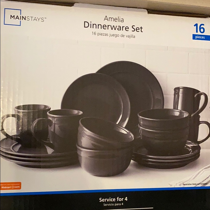 Dish Set Brand New